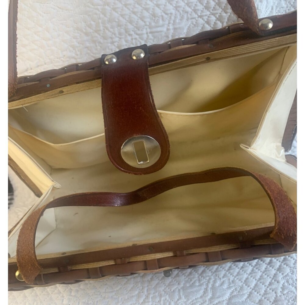 Wicker and Leather Basket Weave Purse Handbag Woven Vintage Hong Kong - Picture 5 of 15